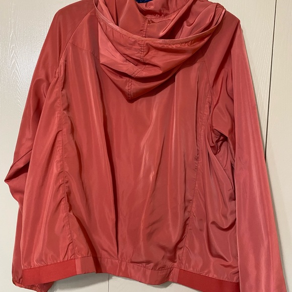 Lightweight Women's Zip-Front Windbreaker Jacket - Rust - Picture 2 of 3